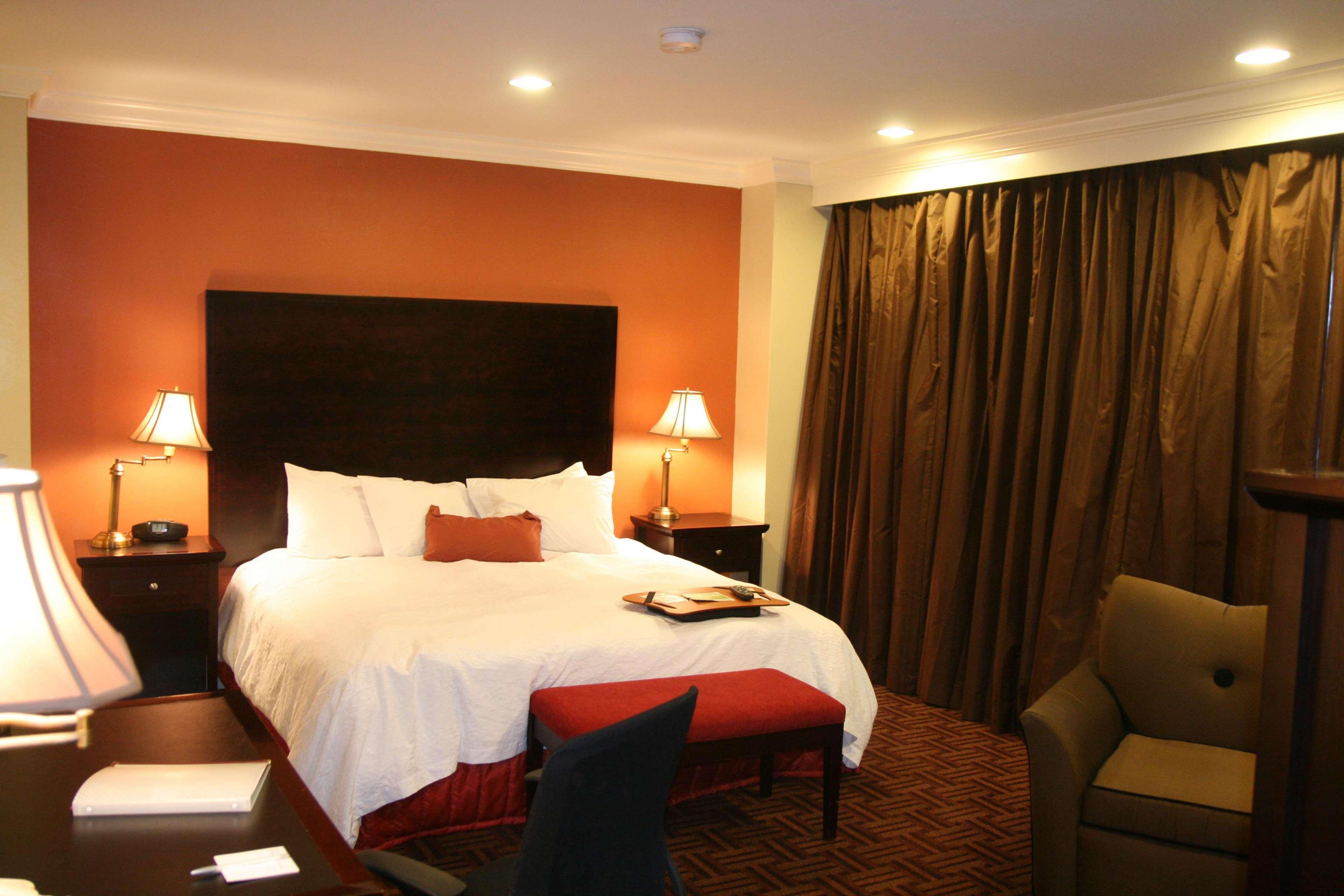 Hampton Inn & Suites Στάμφορντ Εξωτερικό φωτογραφία